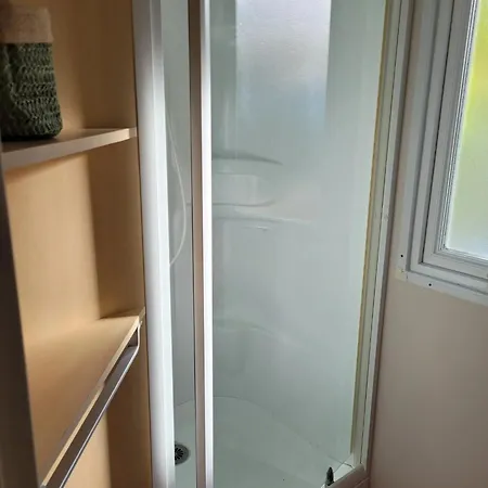 Vakantiehuis A Avec Piscine Partagee