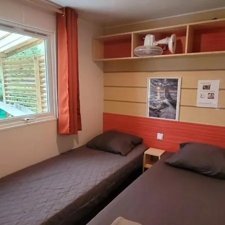 Holiday home A Avec Piscine Partagee