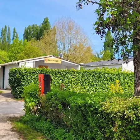 A Avec Piscine Partagee * Ivry-la-Bataille